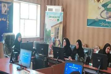 برگزاری کلاس و کمیته جهت پرسنل شبکه بهداشت و پرسنل محیطی در خصوص جوانی جمعیت