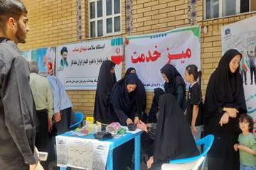 ارائه خدمات سنجش فشار خون و قند خون توسط کارشناسان بهداشت